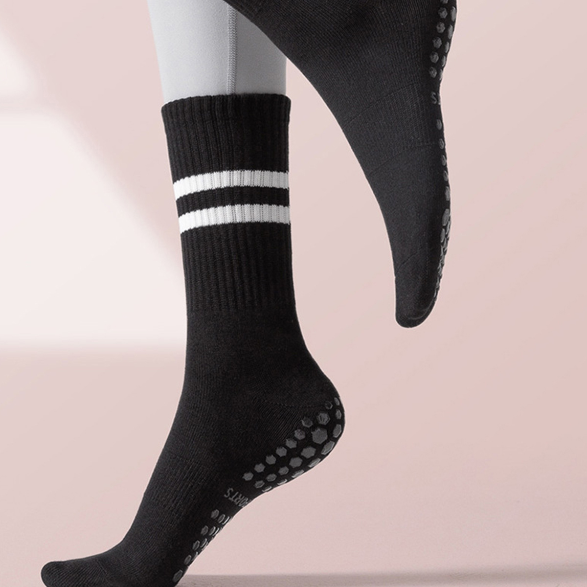 Pilates Socks with Grips for W - Medias Para Pilates Y Yoga 评论和价格